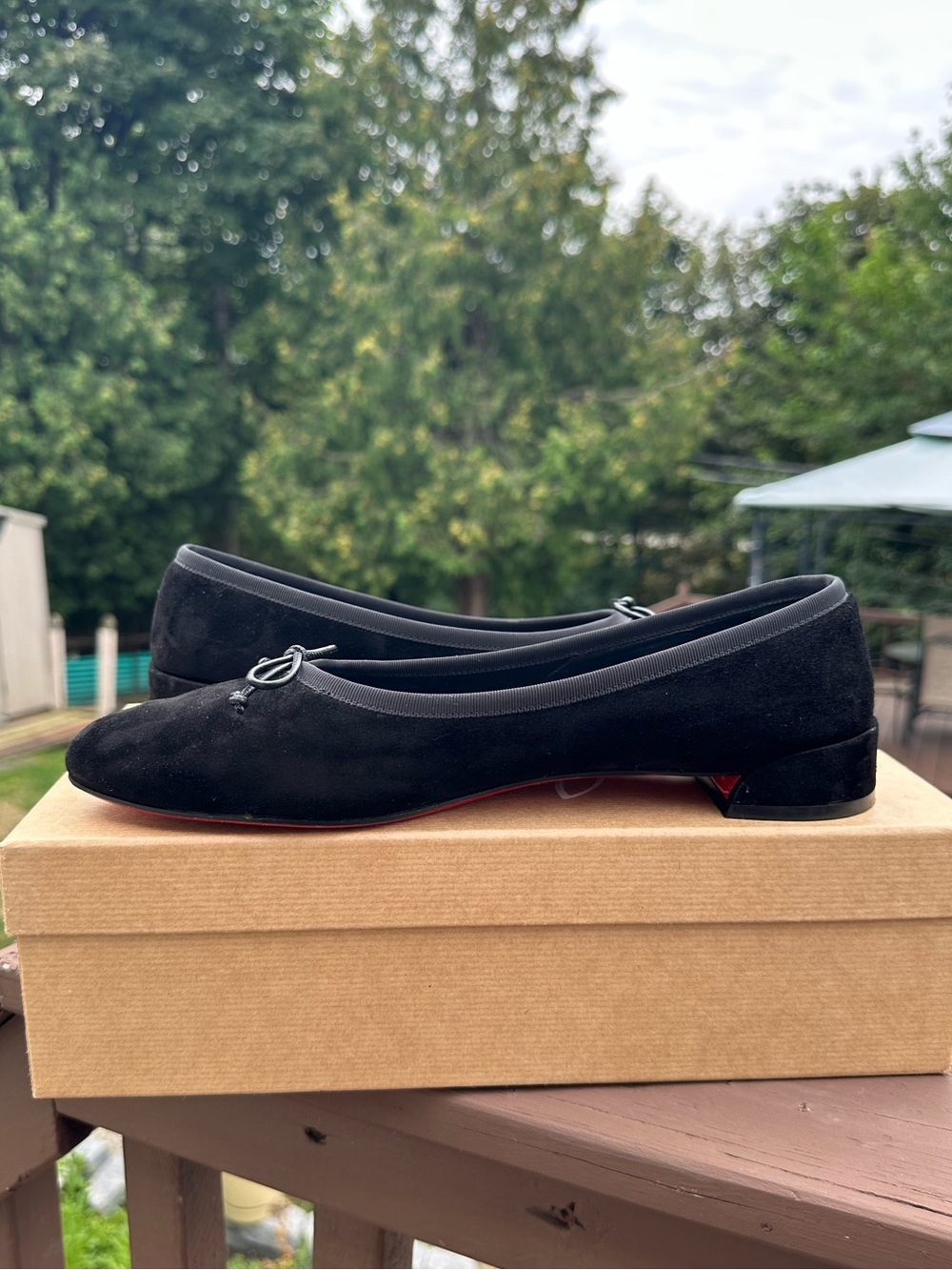 CHRISTIAN LOUBOUTIN SWEETIE JANE FLAT (IT 40)